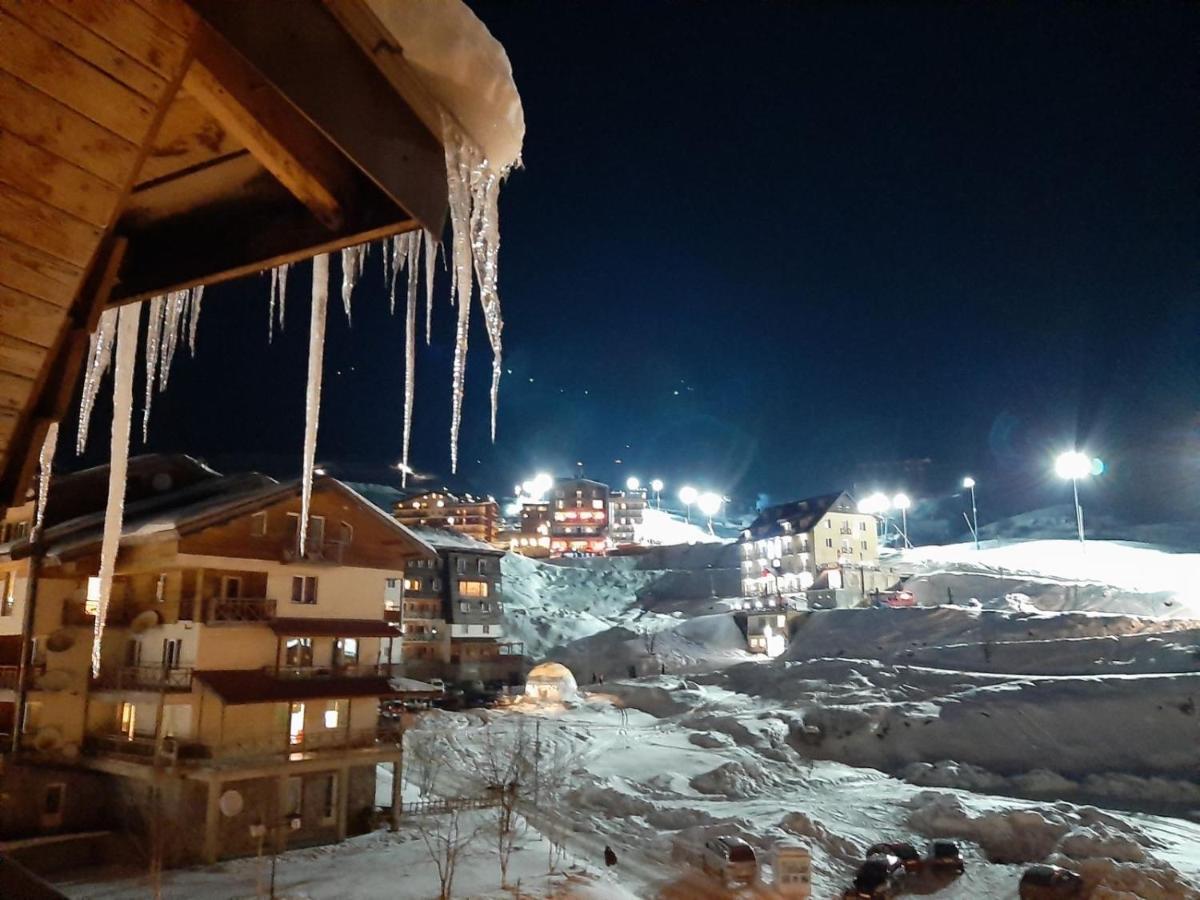 Gudauri Ski Studio エクステリア 写真